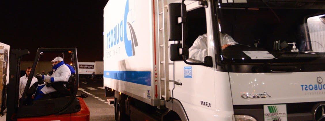 Chauffeur livreur exerçant sa profession au Marché de Rungis